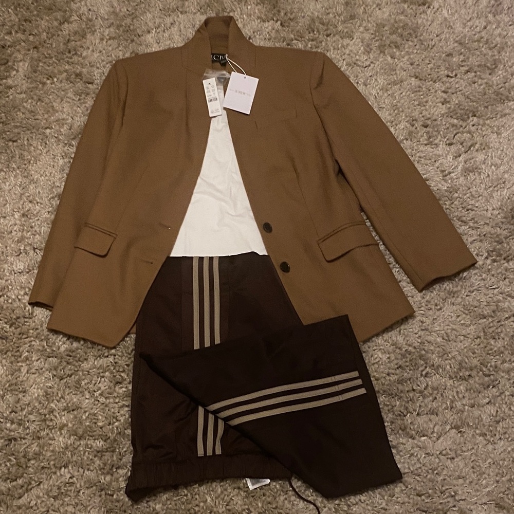 BUNDLE ALERT! JCREW BLAZER/ADIDAS TRACK PANTS/BANANA REPUBLIC WHITE TEE
